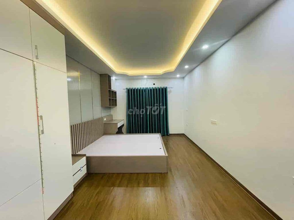 Nhà Đẹp Cầu Giấy 36m2 - 5 Tầng - Ở Ngay - Gần Phố - Giá 8,5 Tỷ - Ảnh 2