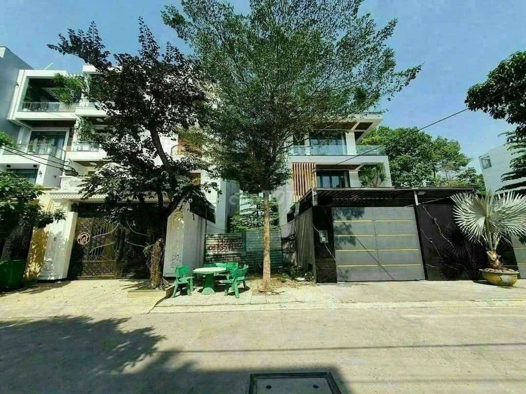 01 Lô đất đẹp 5m x 26m. CN 125m2. Đường 12m khu biệt Thự Trần Thị Do