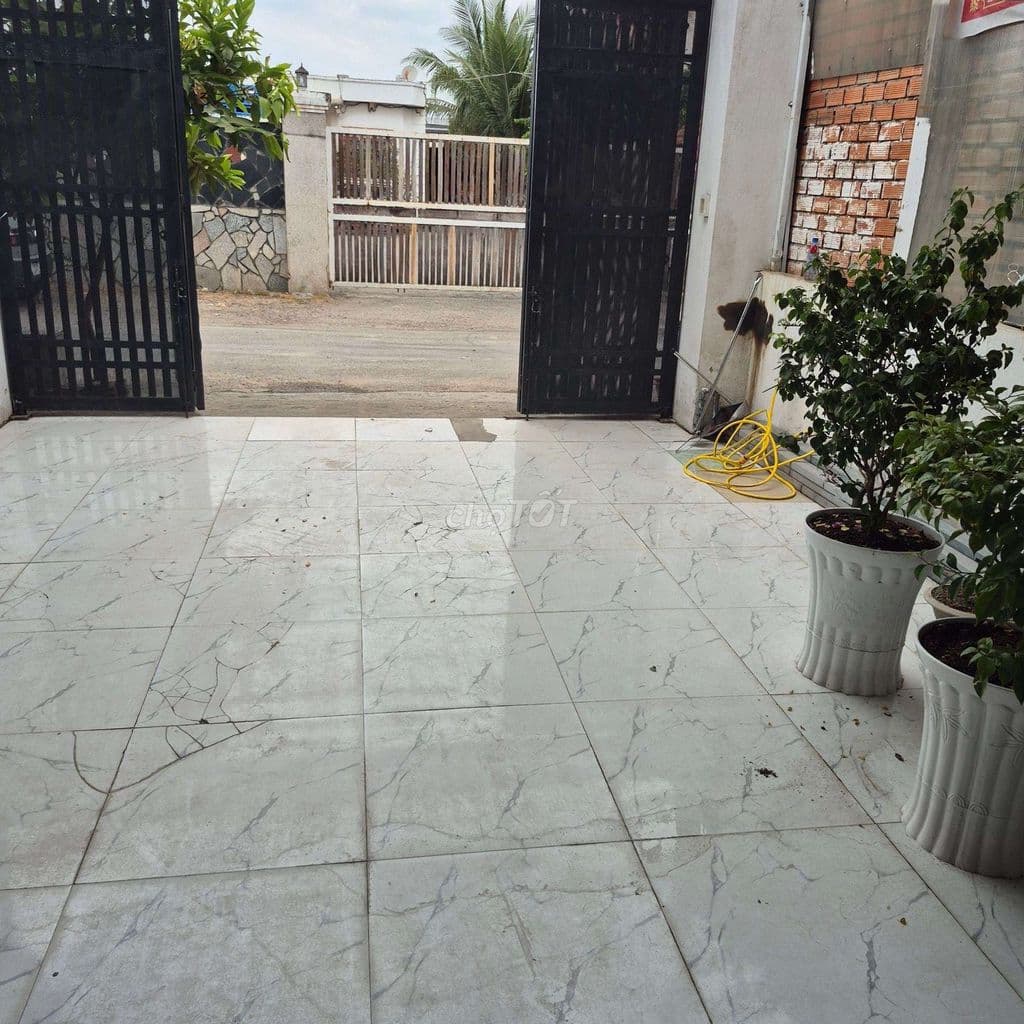 Bán nhà ,Đường Phan Văn hớn , Bà Điểm HM ,Ngang 5M - 110M2 ,Giá :2.4Tỷ - Ảnh 2