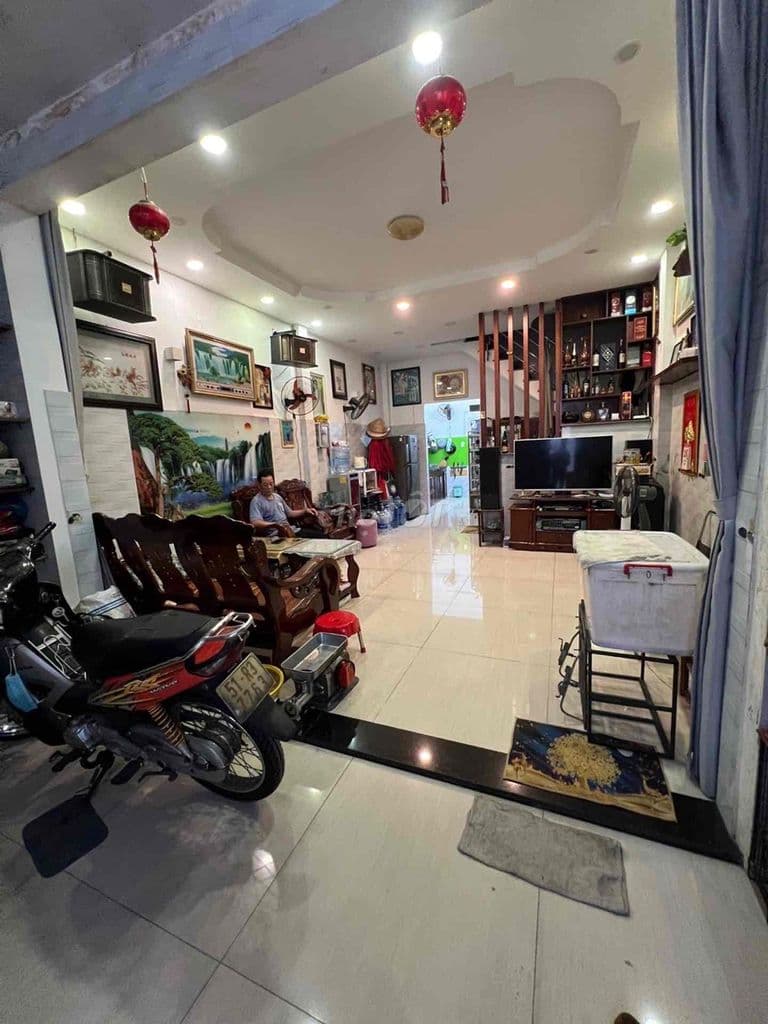 🏠 TRUNG TÂM GÒ VẤP - 49m2 NHÀ ĐẸP 3 TẦNG - 5.x TỶ