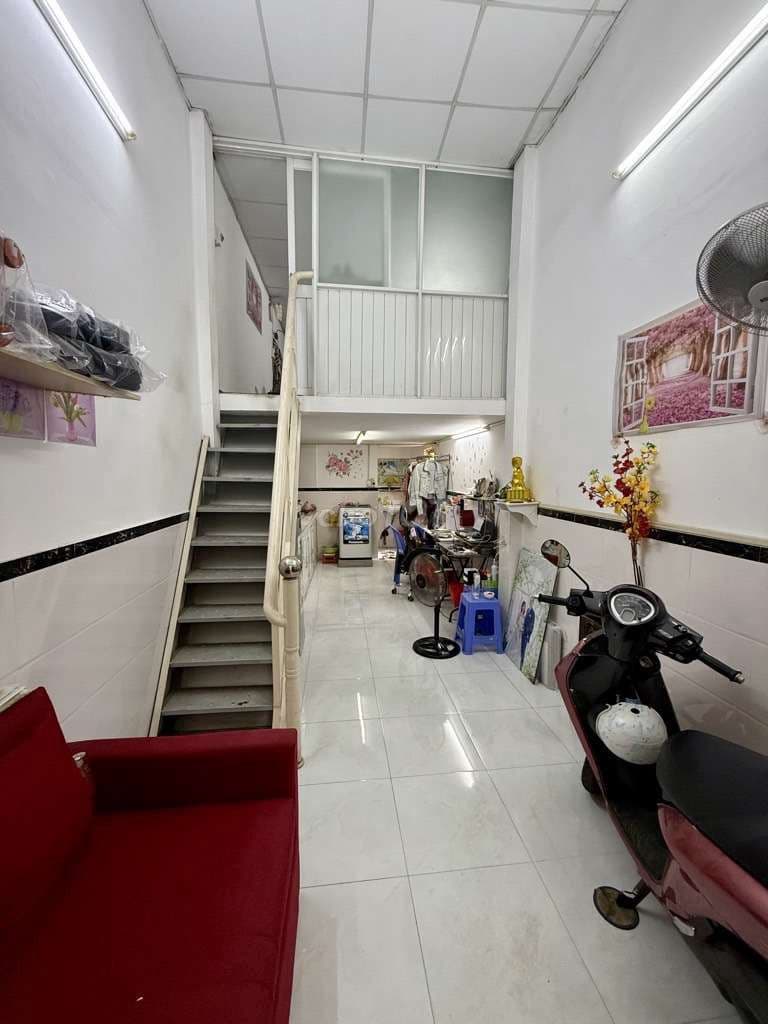 THỐNG NHẤT SHR HẺM 3 GÁC CĂN GÓC KHÔNG DÍNH QUY HOẠCH - Ảnh 2