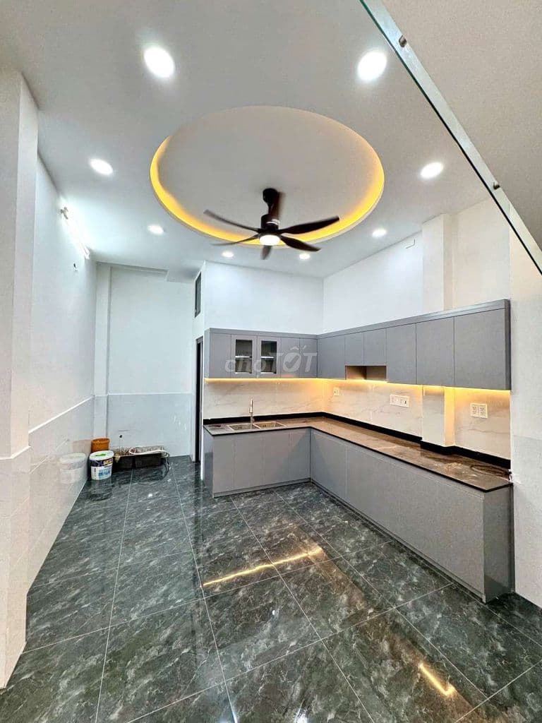Nhà lớn dt 97m² siêu hiếm - Ảnh 2