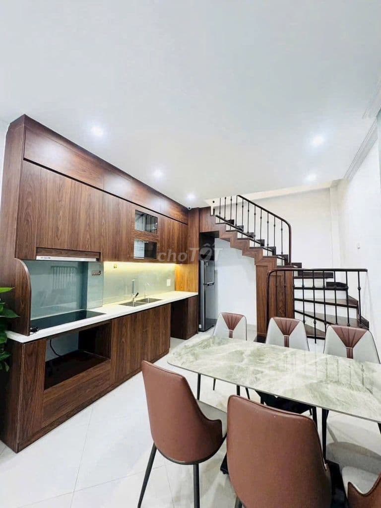 Nhà mặt ngõ Ngọc Thụy giảm giá chỉ 12 tỷ - Ảnh 3