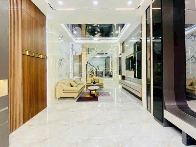 Chị Mến cần bán gấp nhà Bình Thạnh. Đã có sổ