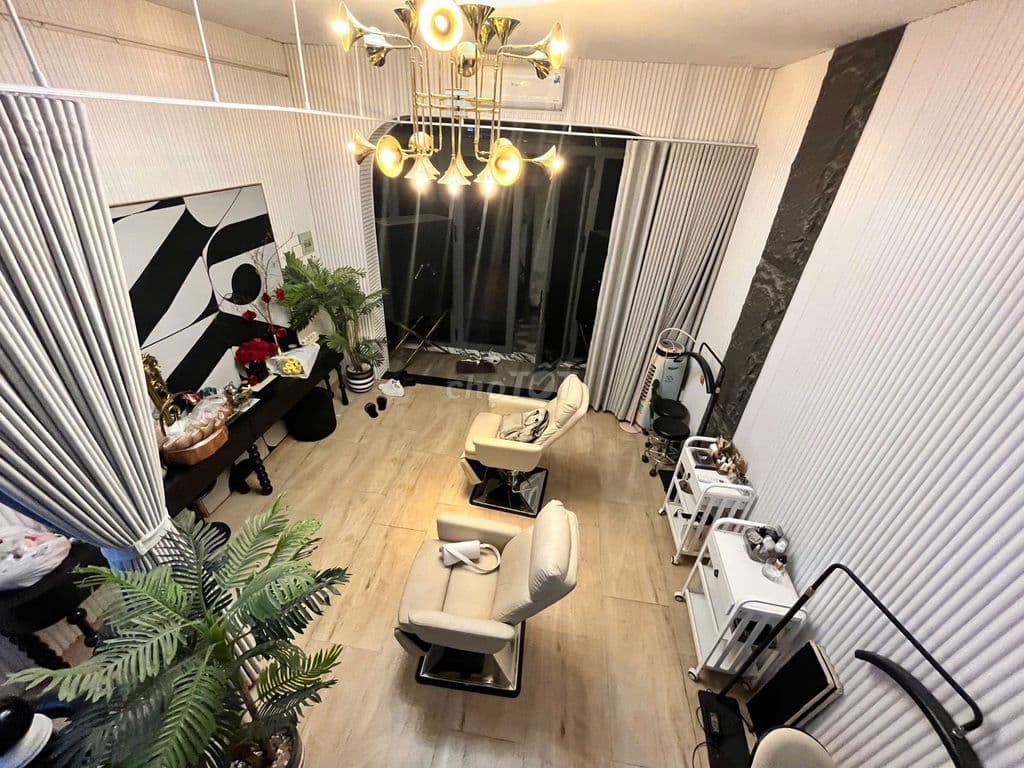 BÁN NHÀ MẶT TIỀN ĐƯỜNG QUỐC HƯƠNG GIÁ 37 TỶ
