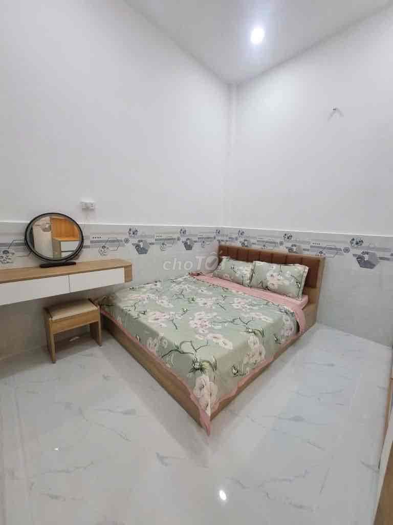 SIÊU PHẨM NỞ HẬU – NGUYỄN THỊ ĐẶNG – Ở NGAY