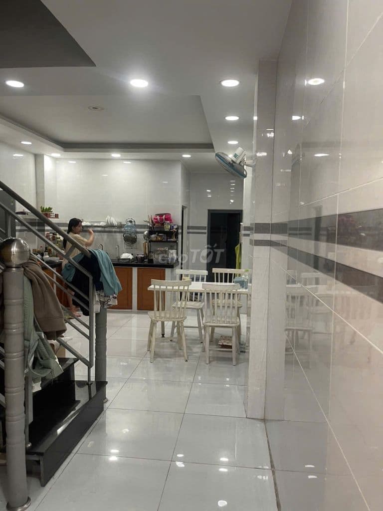 Cần Bán Gấp Căn Nhà Đẹp