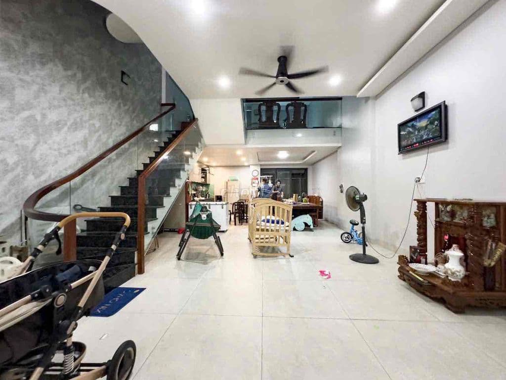 Bán nhanh nhà đẹp 4 tầng 6x20 đường 10m Phạm Văn Chiêu - Ảnh 3