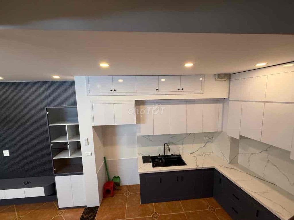 Nguyễn Lương Bằng, ngõ thông, sát phố, 50m oto đỗ, dân xây, full NT - Ảnh 3