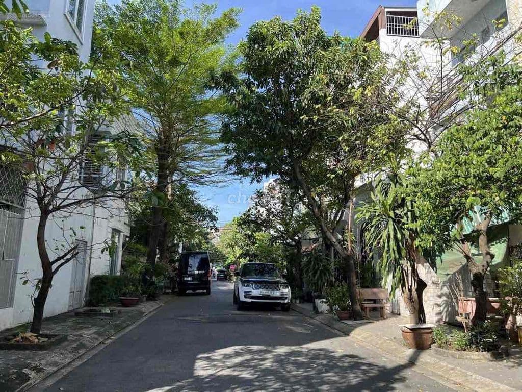 Hẻm 6m Dương Quảng Hàm- Ngay ST Emart. 64m2-4PN