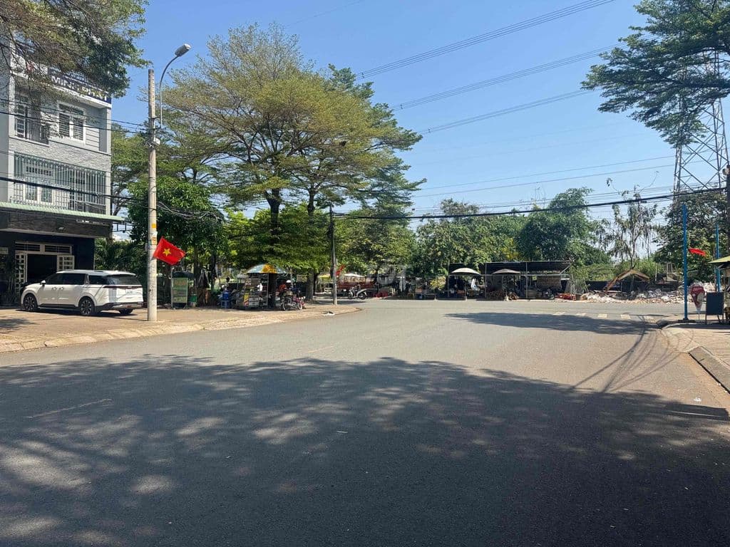 Bán nền đất 120m2 sổ đỏ mặt tiền Phạm Thế Hiển Phường 7 Quận 8