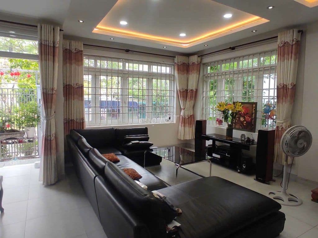 Sadeco ven sông biệt thự 7x18 giá 22.2 tỷ - Ảnh 3