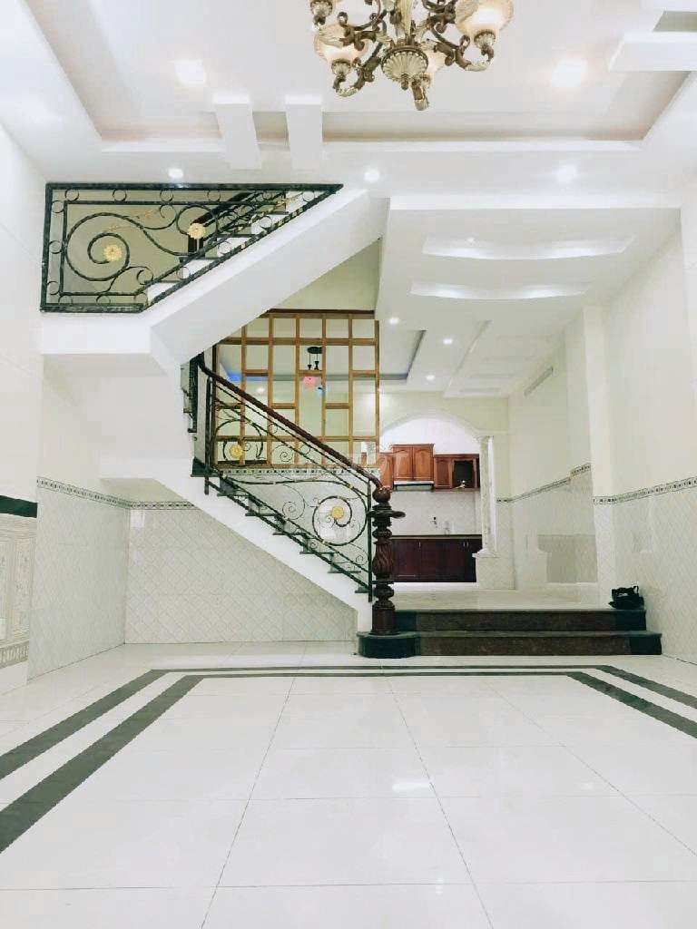 MẶT TIỀN KD - BÀ ĐIỂM 75m² – HÓC MÔN – 3 T – GIẢM SỐC CÒN 5.9 TỶ - Ảnh 2