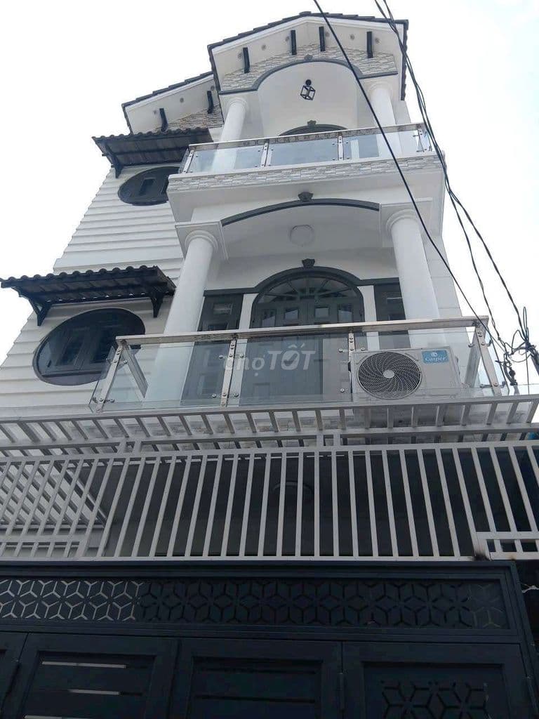 NHÀ 4 TẦNG 60M² TRƯƠNG THỊ HOA HXH THÔNG SÁT METRO
