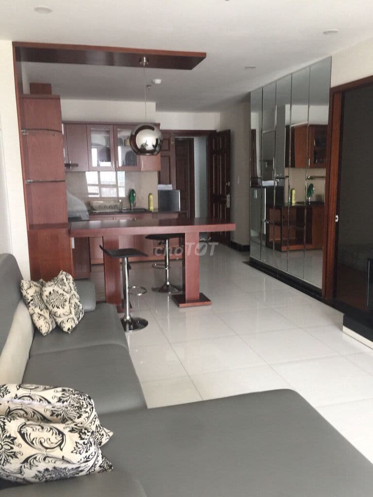 Chính chủ bán gấp căn Giai Việt 78m2 2Phòng 2WC có Sổ Hồng chỉ 4Tỷ350