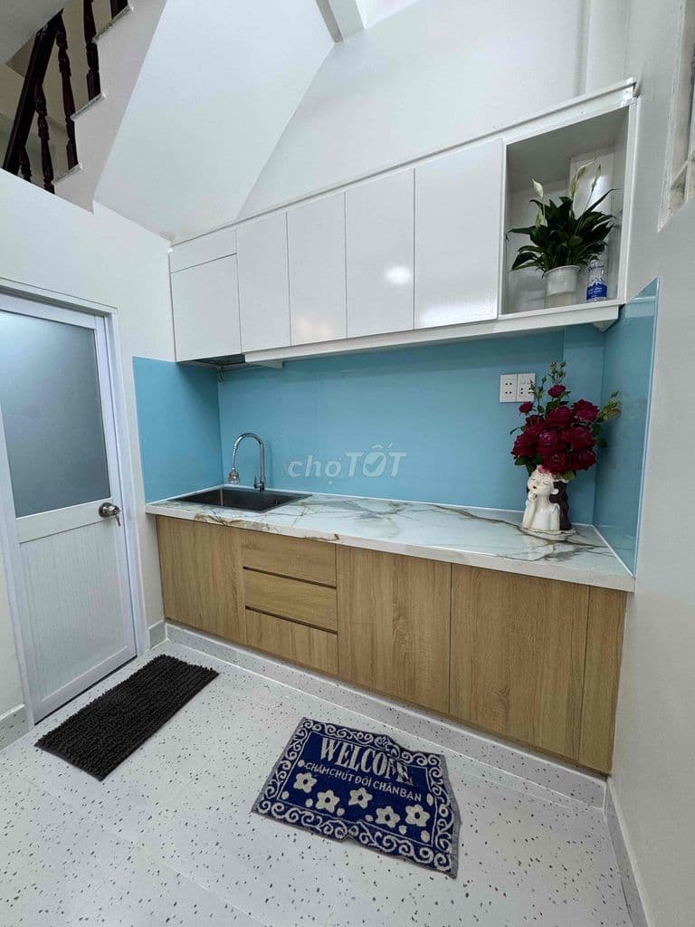 Chính chủ bán gấp nhà mới Lạc Long Quân,Tân Bình,DTSD 60m2, Nhỉnh 4 Tỷ - Ảnh 2