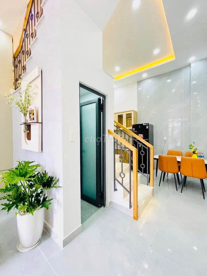 Nhà 4x7m Quận 12 ĐHT Gần Nhà hàng Cần Phong 2 Đứng Tên Trên Sổ - Ảnh 3