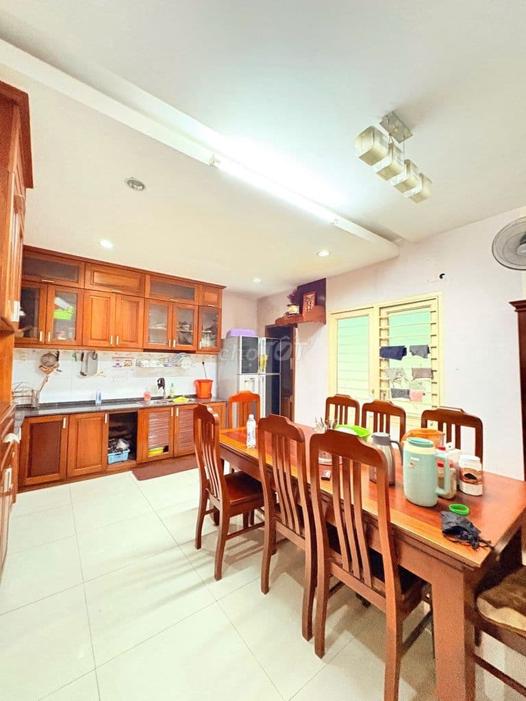 Nhà Nguyễn Ngọc Nhựt Tân Phú 90m2 4tầng nhà đúc ở ngay chỉ 70 triệu/m2 - Ảnh 2