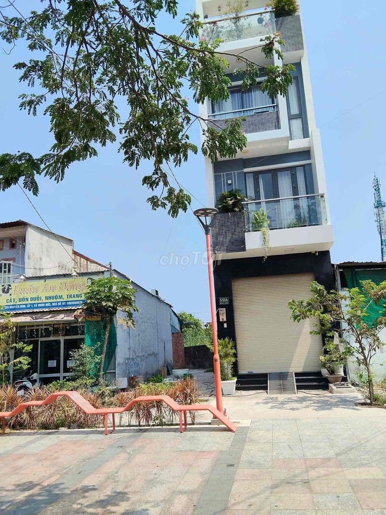 Kẹt tiền bán gấp li6 đất mặt tiền Nguyễn Bình