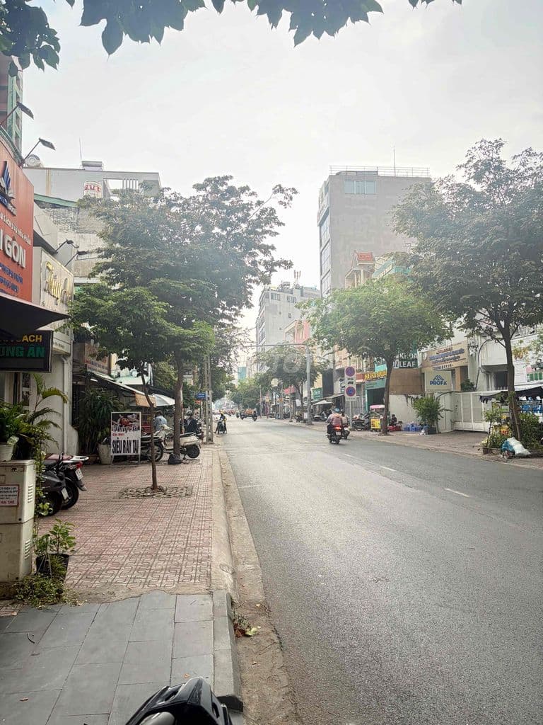 Bán gấp nhà Mặt Tiền 8 tầng trung tâm Phú Nhuận - Ảnh 3