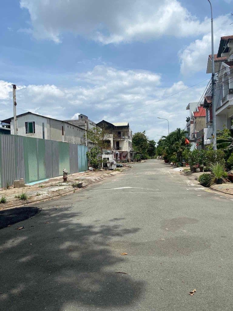 Chính chủ cần bán gấp lô đất đẹp khu TĐC Long Sơn, P. long Bình, Q9 - Ảnh 3