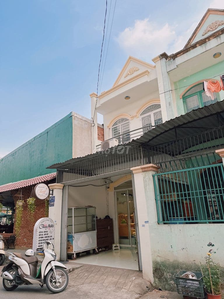 Bán nhà Mặt tiền giá rẻ