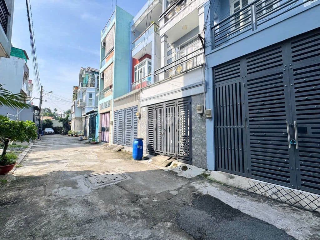 Bán nhà Lê Văn Chí - Ngã 4 Thủ Đức - 56M2 - 2Tầng - Hẻm Xe Hơi Tránh