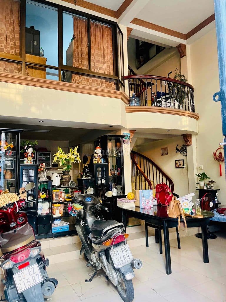 NHÀ MẶT TIỀN NGUYỄN THỊ HUỲNH – NGANG 6.18M – 4PN – GẦN NGUYỄN VĂN TRỖ - Ảnh 3