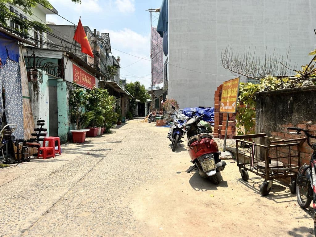 Mỹ Hòa 3, full thổ cư, gần trường ĐH HUFLIT, giá 18 tỷ, đường oto - Ảnh 2