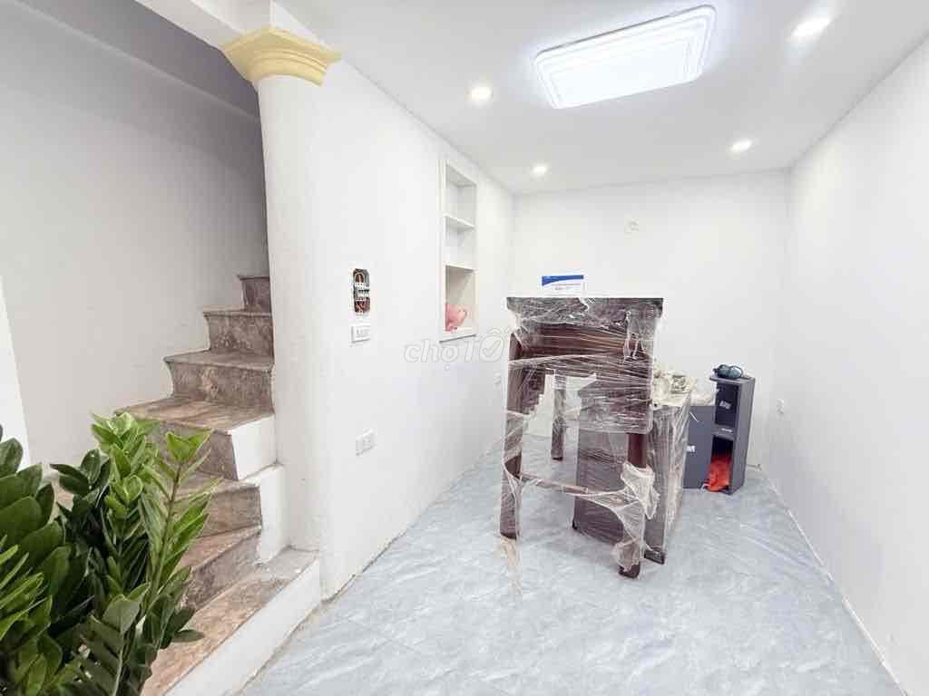 💥💥💥Hơn 5 Tỷ - hộ khẩu Hoàn Kiếm , vài phút ra phố Phan Đình Phùng , Qu