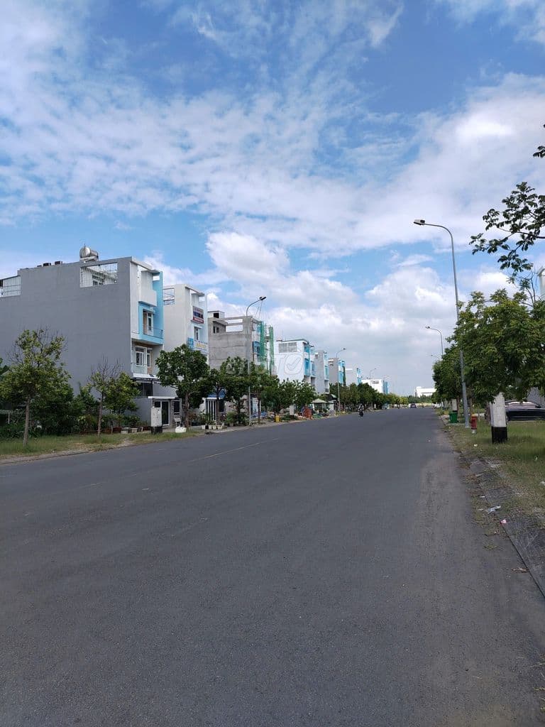 Bán đất phân lô hẻm xe tải đường số 7, Bình Trưng Đông, Quận 2