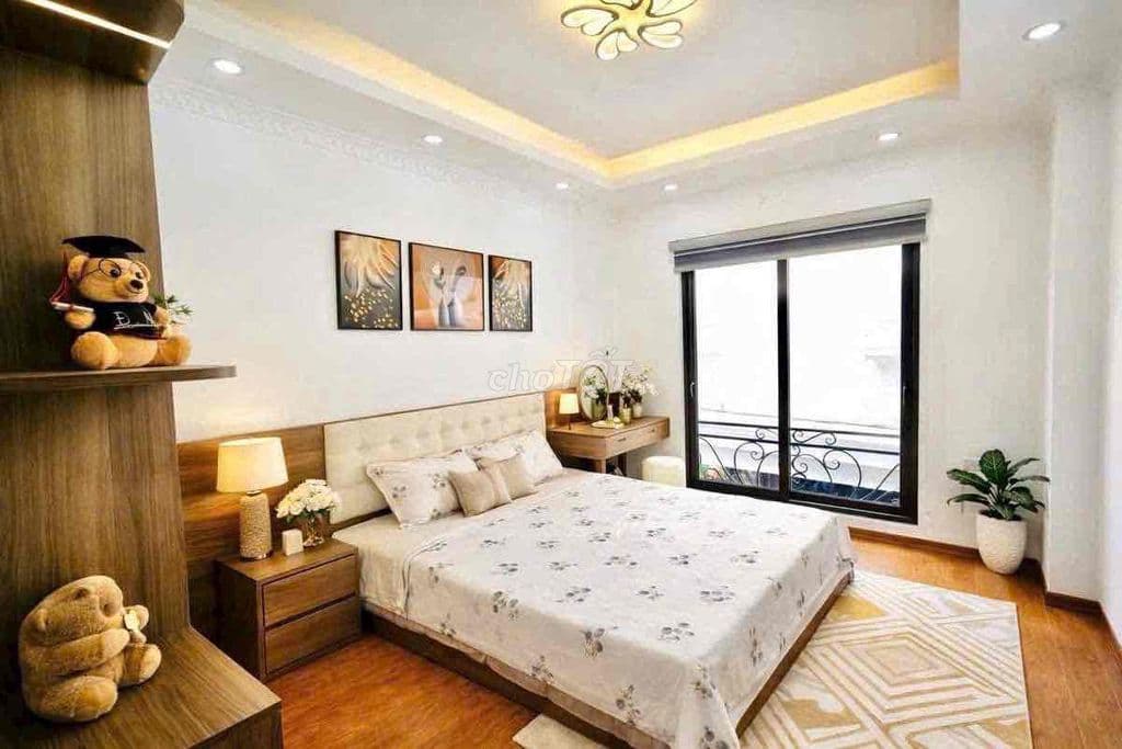 Giá rẻ! Phố Lạc Long Quân, lô góc, ngõ ba gác thông tứ tung, 38m2*5T - Ảnh 3