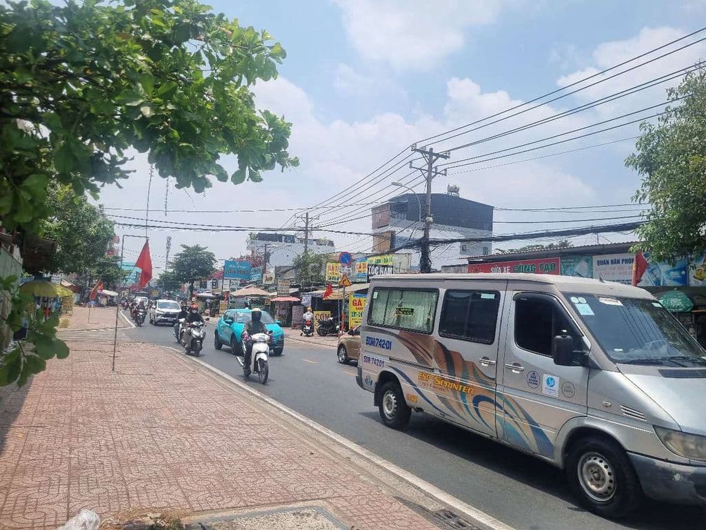 GẤP !!! 42M THỔ CƯ - GIÁ 2.3 TỶ - NGÃ 4 THỦ ĐỨC 1.5KM - Ảnh 3