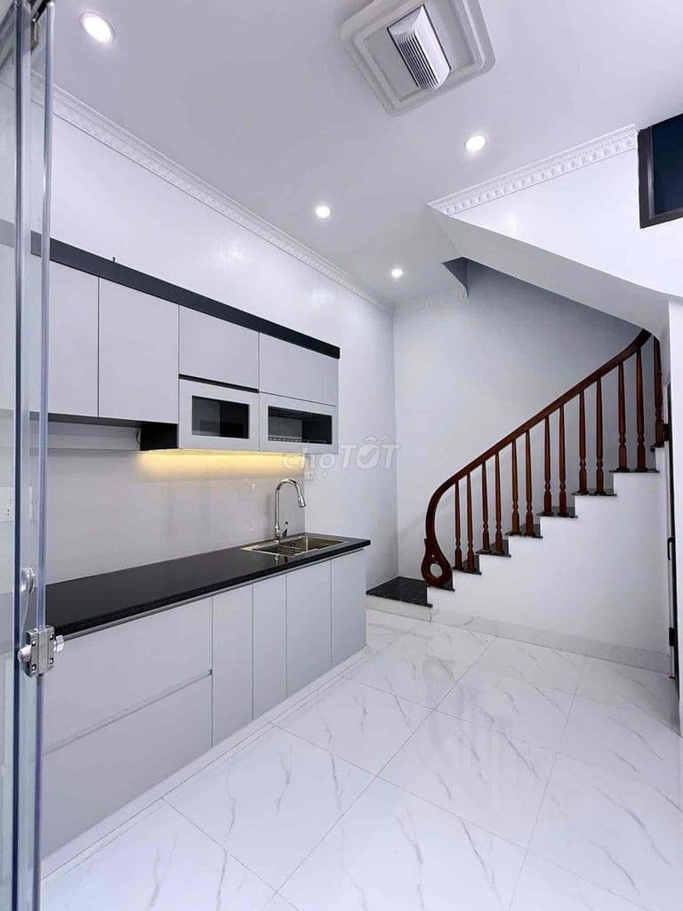 🎯LẠI LÀ EM KIM VỚI CĂN XINH XINH BA ĐÌNH - 10M RA MẶT PHỐ KIM MÃ - F