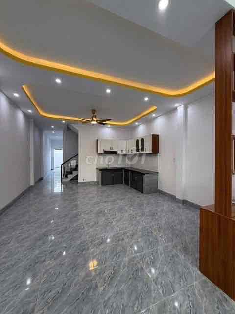 Gia Đình Định Cư Bán Gấp Căn Nhà Bình Chánh - Ảnh 3
