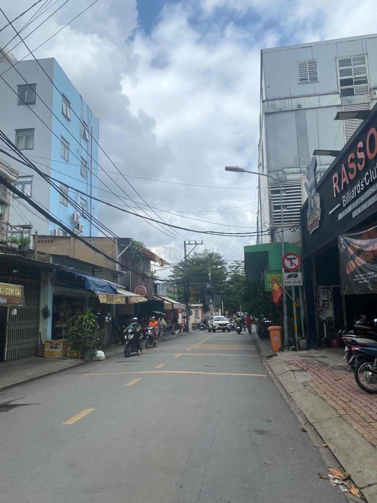 BÁN NHÀ 3 TẦNG FULL NỘI THẤT 65M2 CÓ SÂN ĐỂ XE-ĐỖ XUÂN HỢP- QUẬN 9 - Ảnh 2