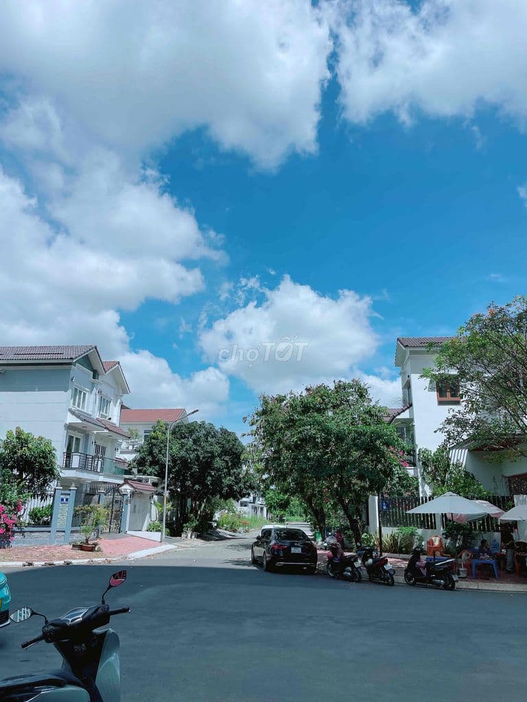 Chính chủ bán căn hộ Sài Gòn Intela dt 55m2 view Tp tầng 18 giá rẻ - Ảnh 2