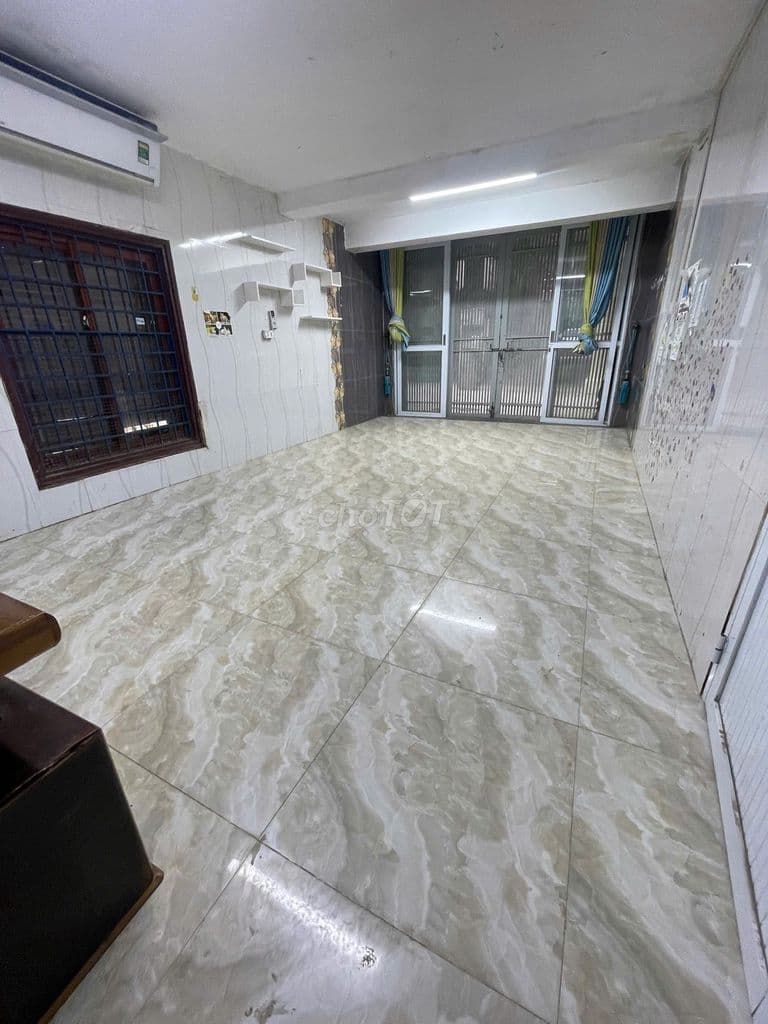 Tập thể Linh Lang Ba Đình căn góc ô tô kinh doanh 70mx2ngủ x2vs 6 tỷ 4 - Ảnh 2