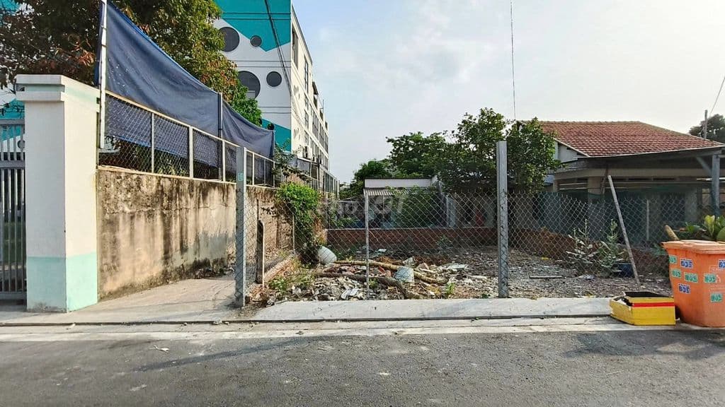 Bán gấp lô đất đường Man Thiện vị trí ngay trung tâm Q9, giá tốt