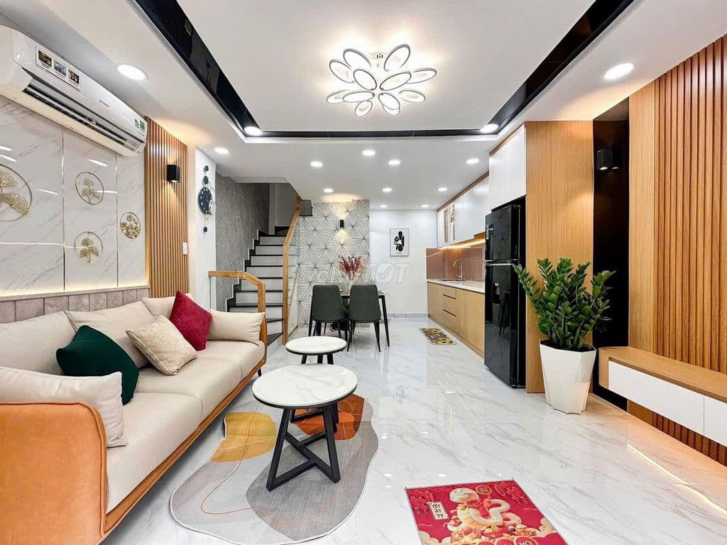 Nhà gần trường Lam Sơn, 4 x 11, 3 tầng đúc, 3 PN 3WC,hẻm xe hơi thông - Ảnh 3