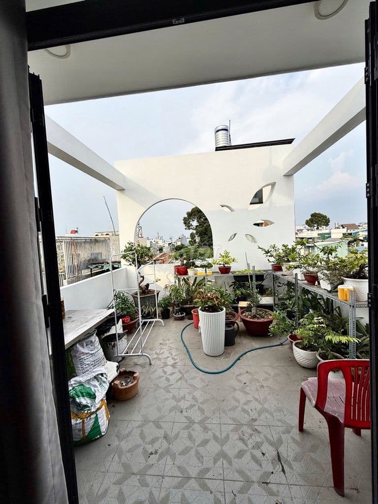 BÁN NHÀ GÒ DẦU, 5 TẦNG, THANG MÁY, 4x13.5M, SÁT AEON MALL TÂN PHÚ - Ảnh 3