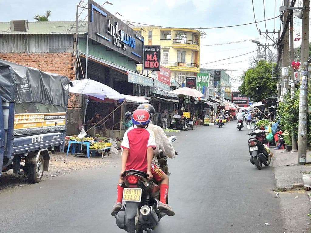 Bán gấp Nhà MT Sát chợ Linh Trung – 7PN – thu 35tr/th – 11.8 tỷ