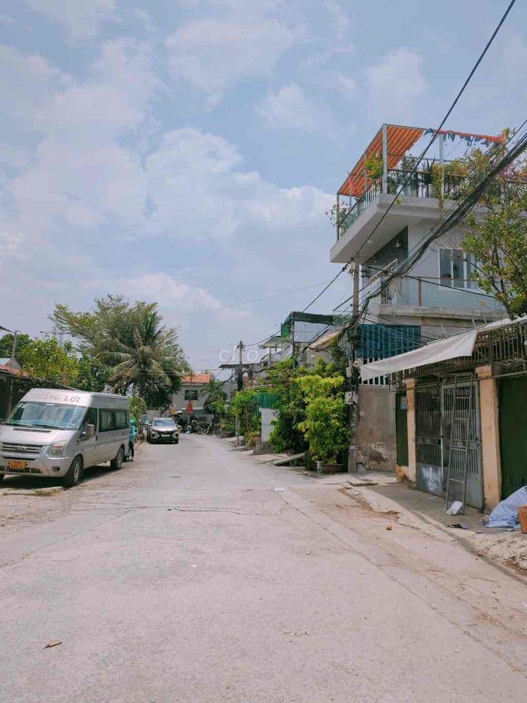BÁN DÃY TRỌ NGAY CẦU BÌNH LỢI - 250m2 FUL THỔ - DÒNG TIỀN 40tr/th -