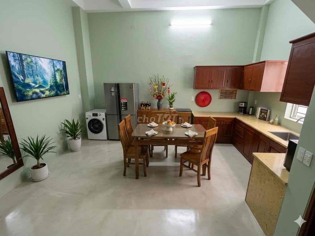 Bán nhà đường Phạm Văn Đồng gần Gigamall 113m2 - nở hậu - chỉ 8.5 tỷ
