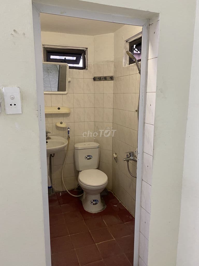 CHO THUÊ PHÒNG TẦNG 2 MẶT ĐƯỜNG NGUYỄN ĐỨC CẢNH - Ảnh 3