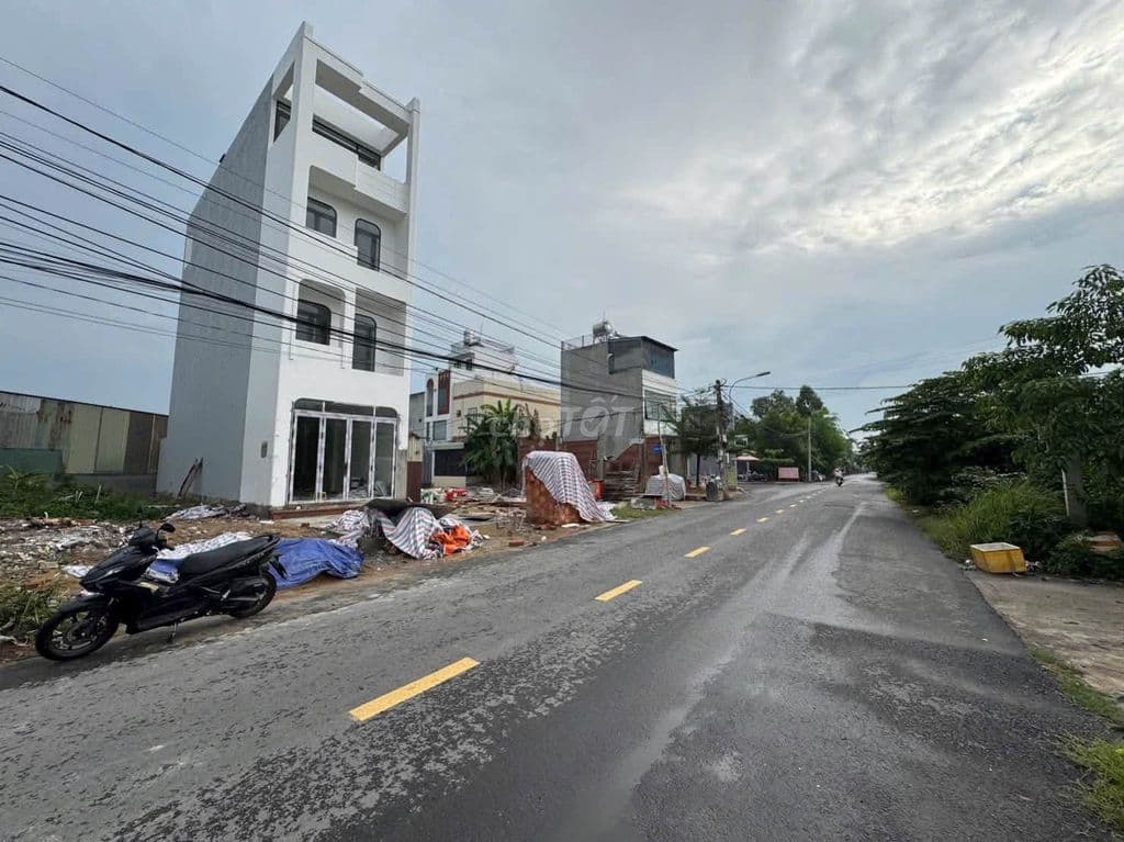NỀN ĐẤT MT ĐƯỜNG 8 - CÁCH CHỢ 100M - 5,3 TỶ/100M2 - Ảnh 2