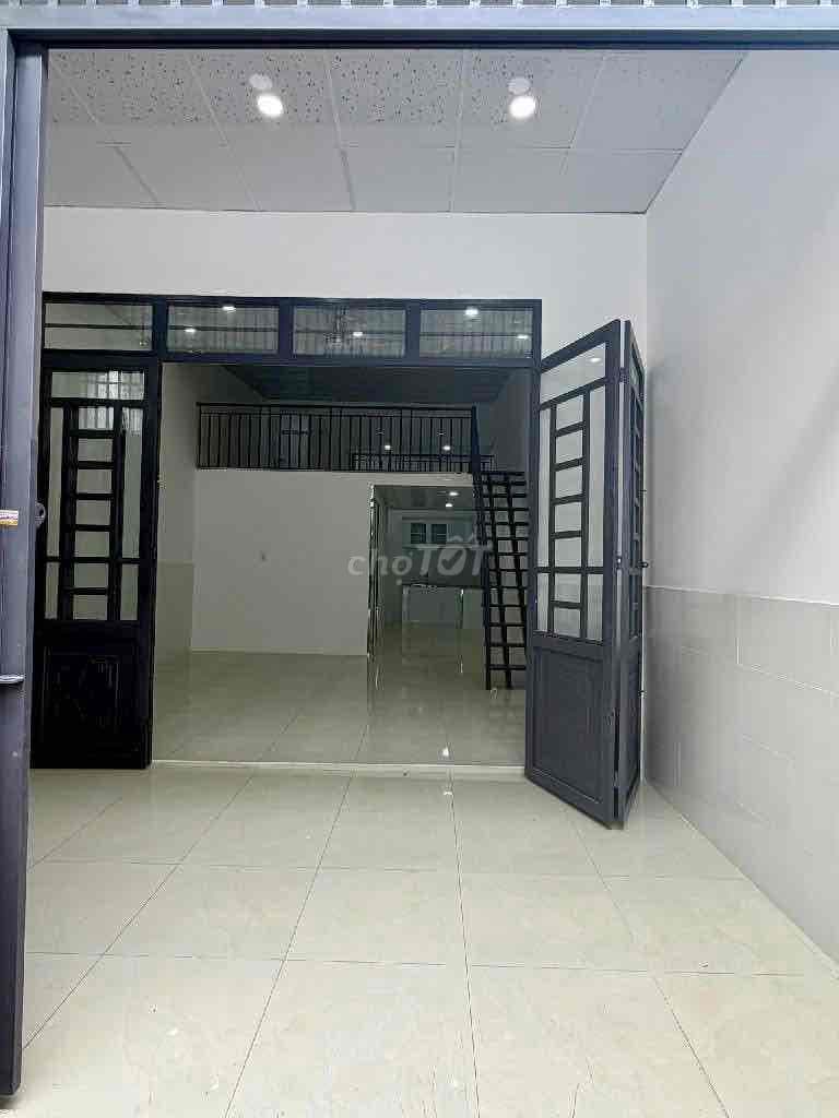 BÁN NHÀ PHAN VĂN HÙM Q12, GẦN CẦU VƯỢT QUANG TRUNG 62M2 CHỈ 2,1TỶ - Ảnh 3