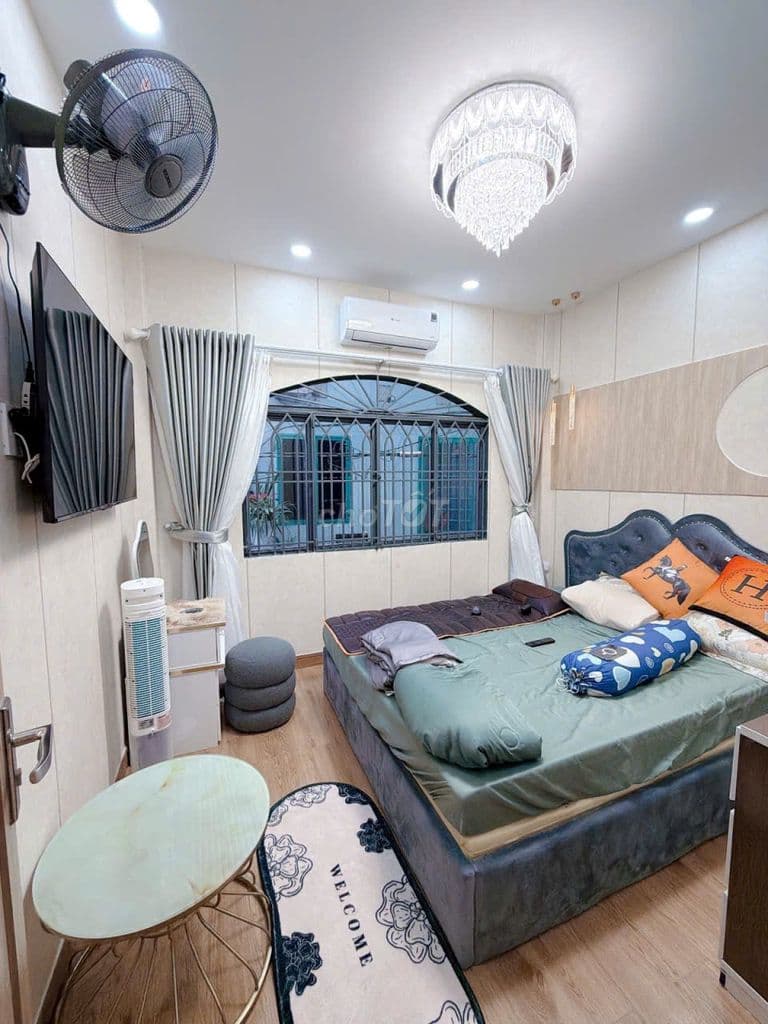 BÁN NHÀ ĐẸP TRUNG TÂM QUẬN 3, BỐN TẦNG, CÁCH MẶT TIỀN VÀI BƯỚC CHÂN. - Ảnh 2