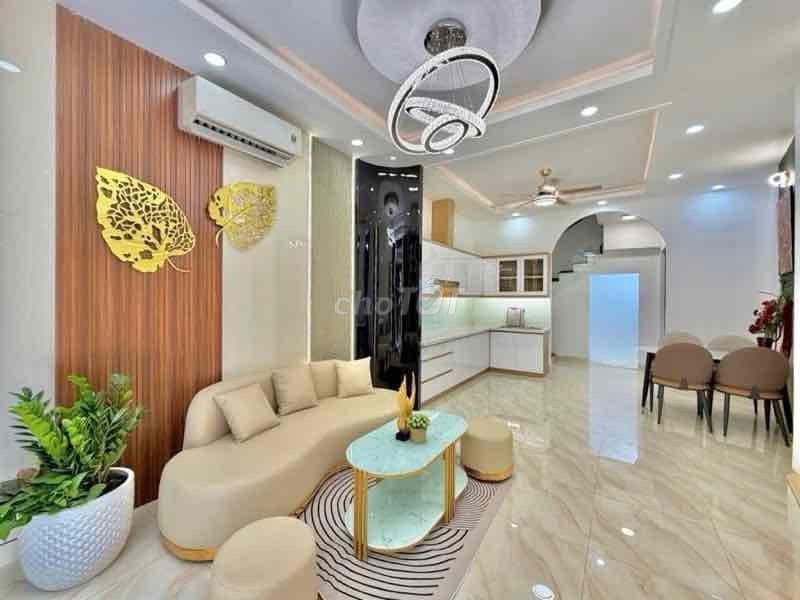 VÀI CĂN RA MẶT TIỀN LÊ VĂN SỸ - 42m2 (NỞ HẬU) - 4 TẦNG - TẶNG NỘI THẤT