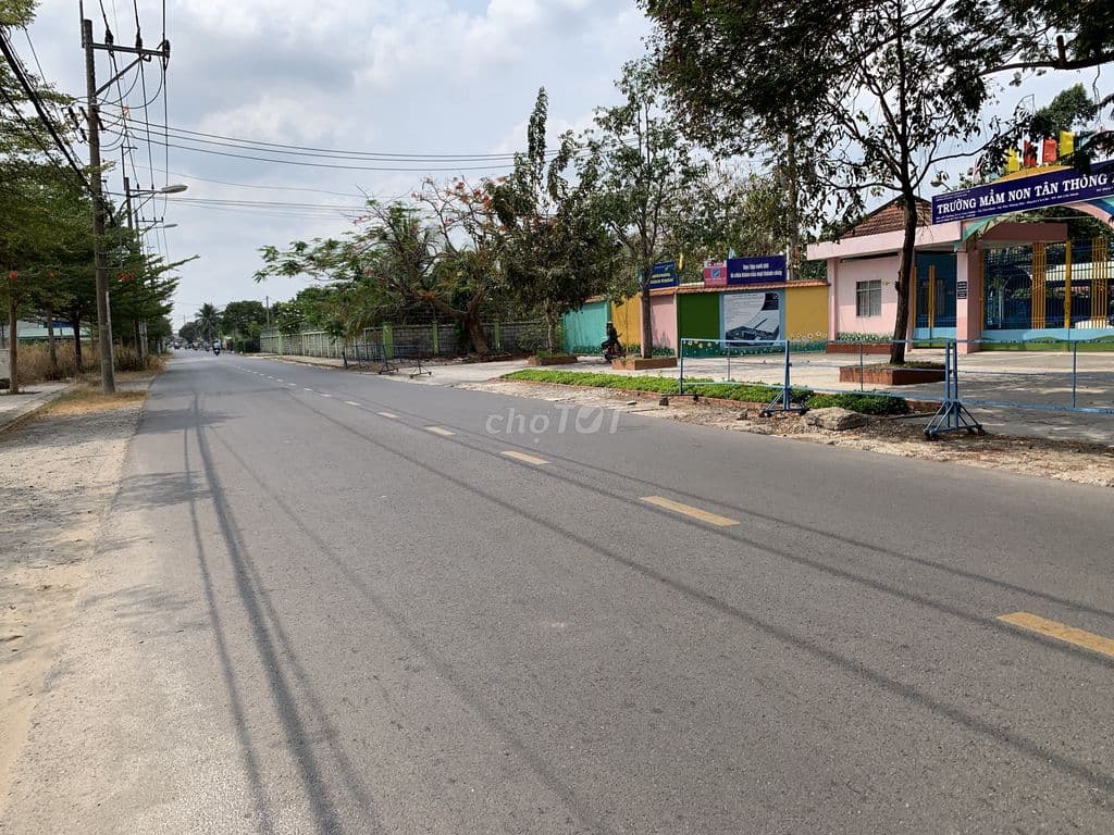 Đất 3 mặt tiền khu dân cư chợ Phú Hoà Đông